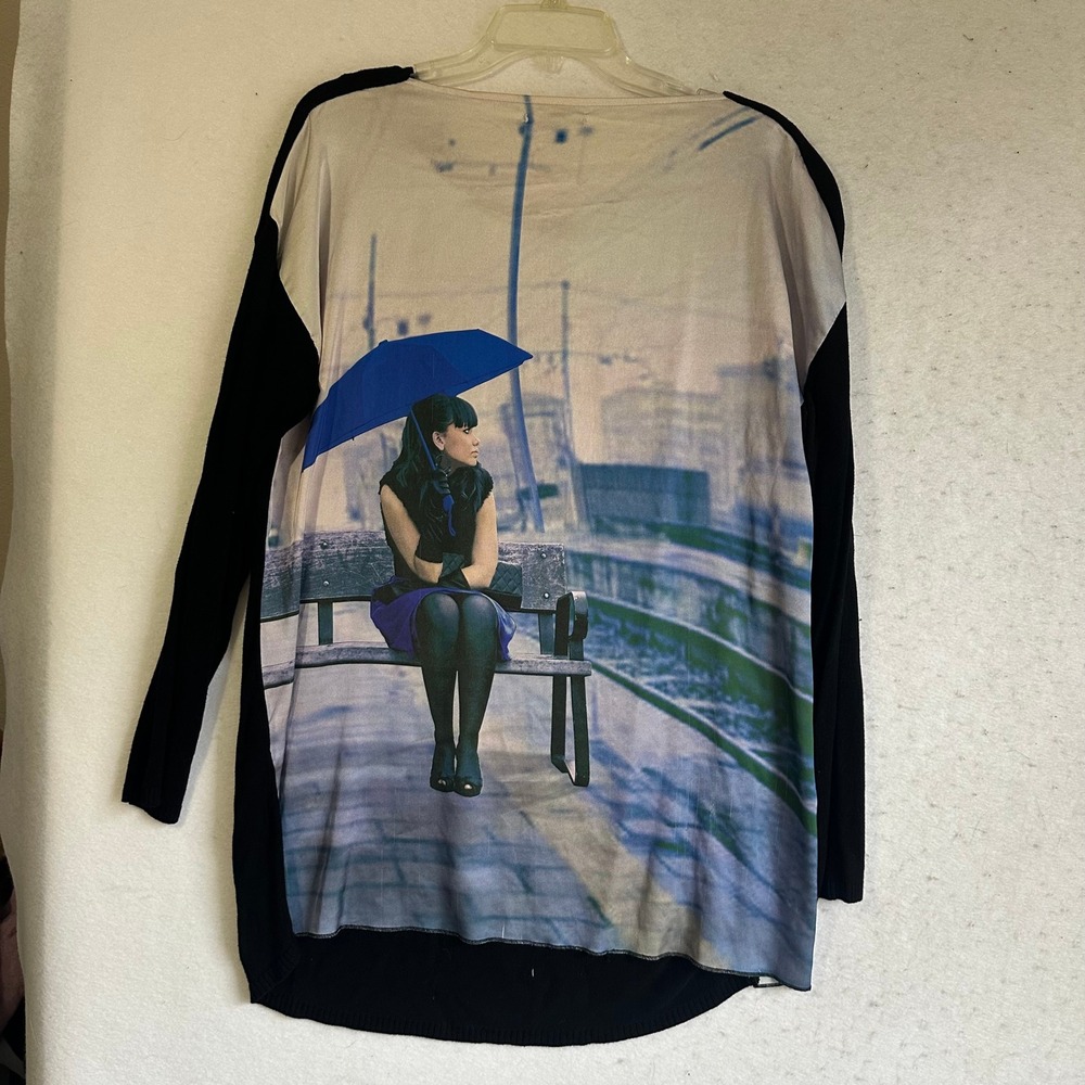 Punt Roma Womens Graphic Knit Top Black Blue Photo Print Le Depart Size Large